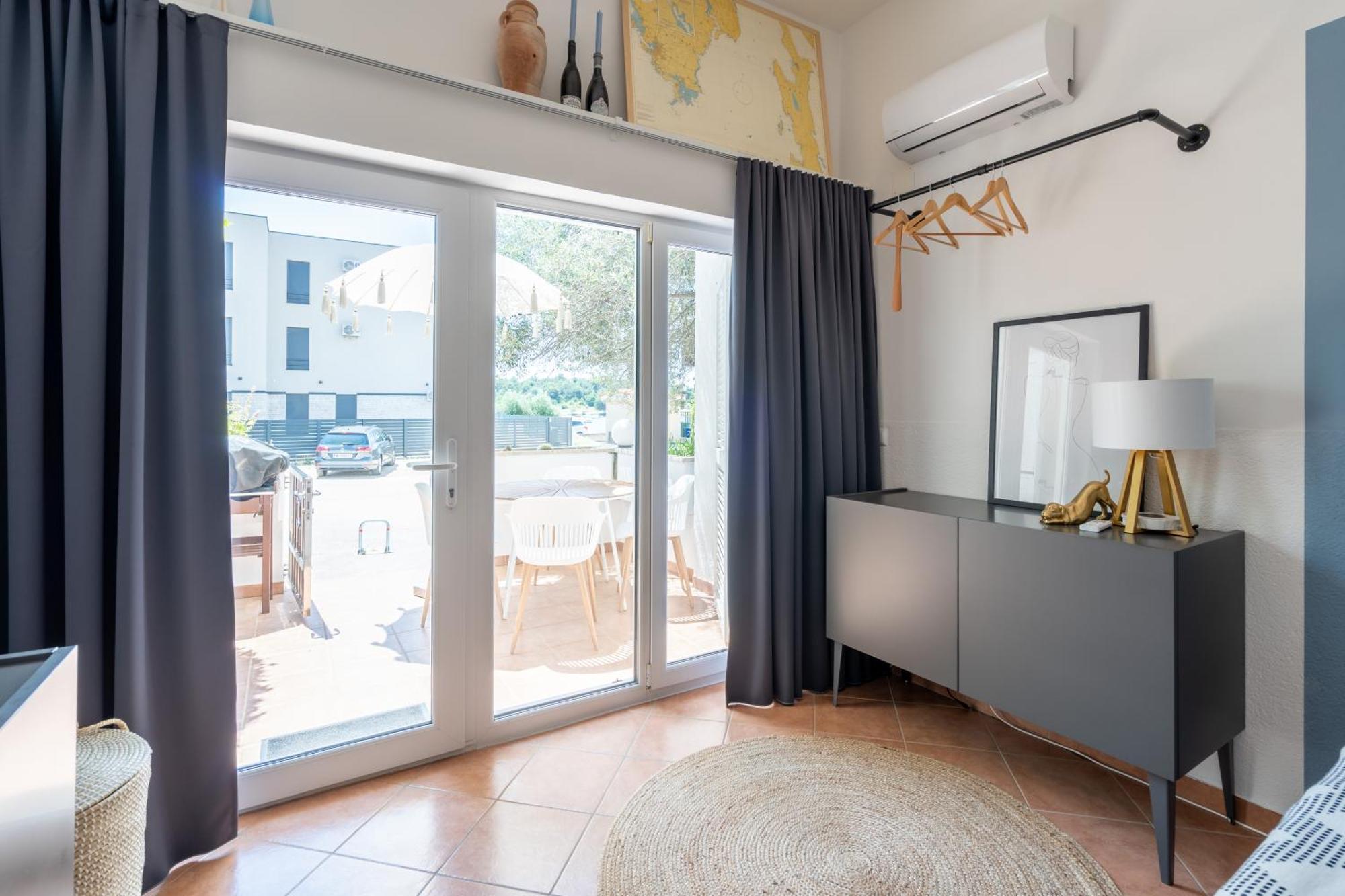App Akumal-25m Zum Meer, Privatparkplatz, 50 Zoll Smart Tv, Sat Apartman Medulin